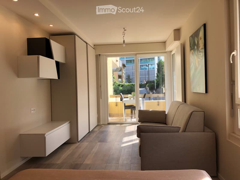 High-quality furnishing with garden, balcony and parking. (5)
