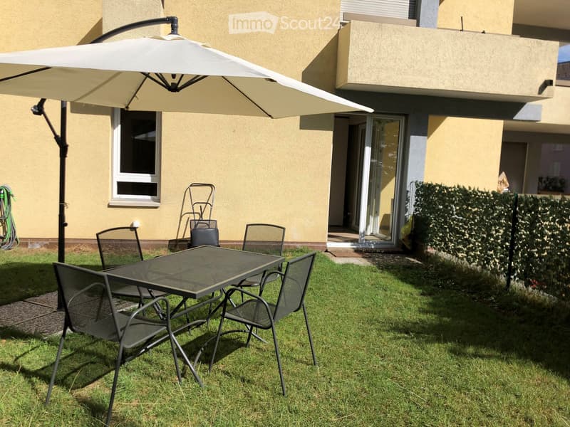 High-quality furnishing with garden, balcony and parking. (1)