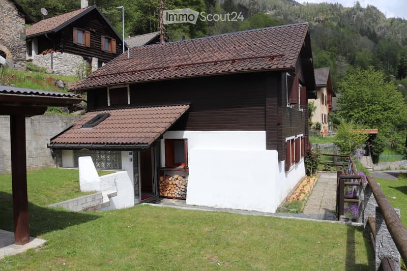 Independent house in Scruengo (Piotta-Quinto) (1)