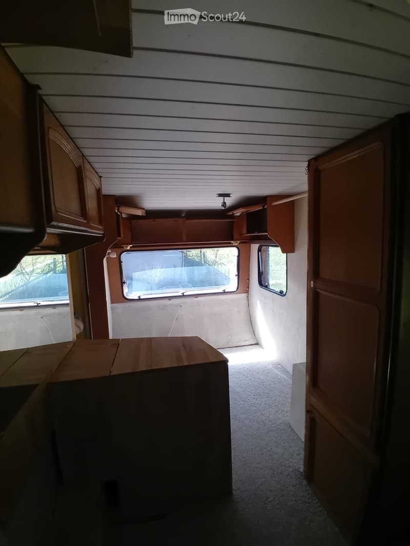 Caravan with extension and terrace (4)