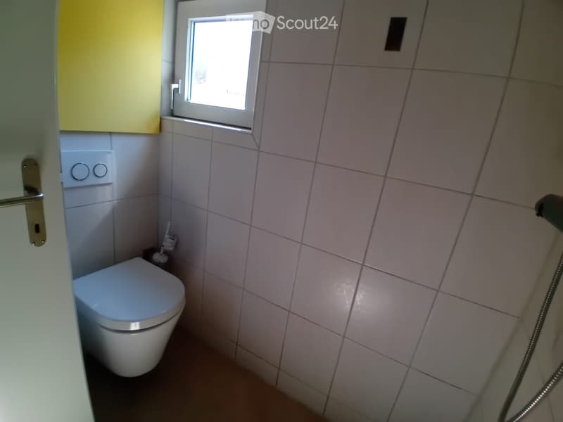 Caravan with extension and terrace (3)