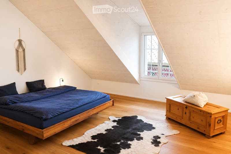 Befristet, möbliert: Grosszügige 5.5-Zimmer-Maisonette (6)