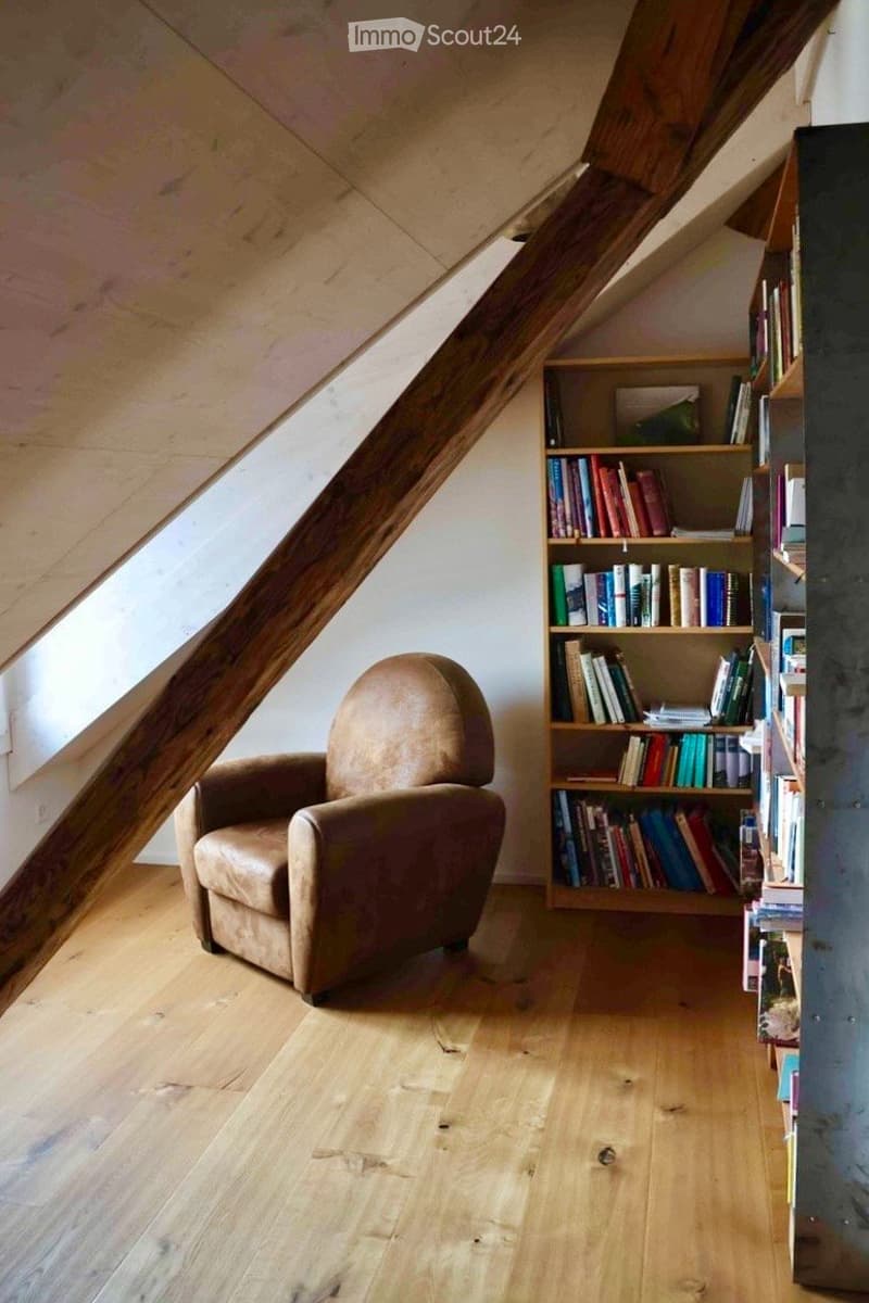 Befristet, möbliert: Grosszügige 5.5-Zimmer-Maisonette (7)