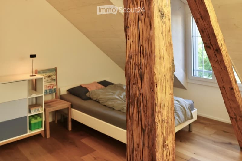Befristet, möbliert: Grosszügige 5.5-Zimmer-Maisonette (9)