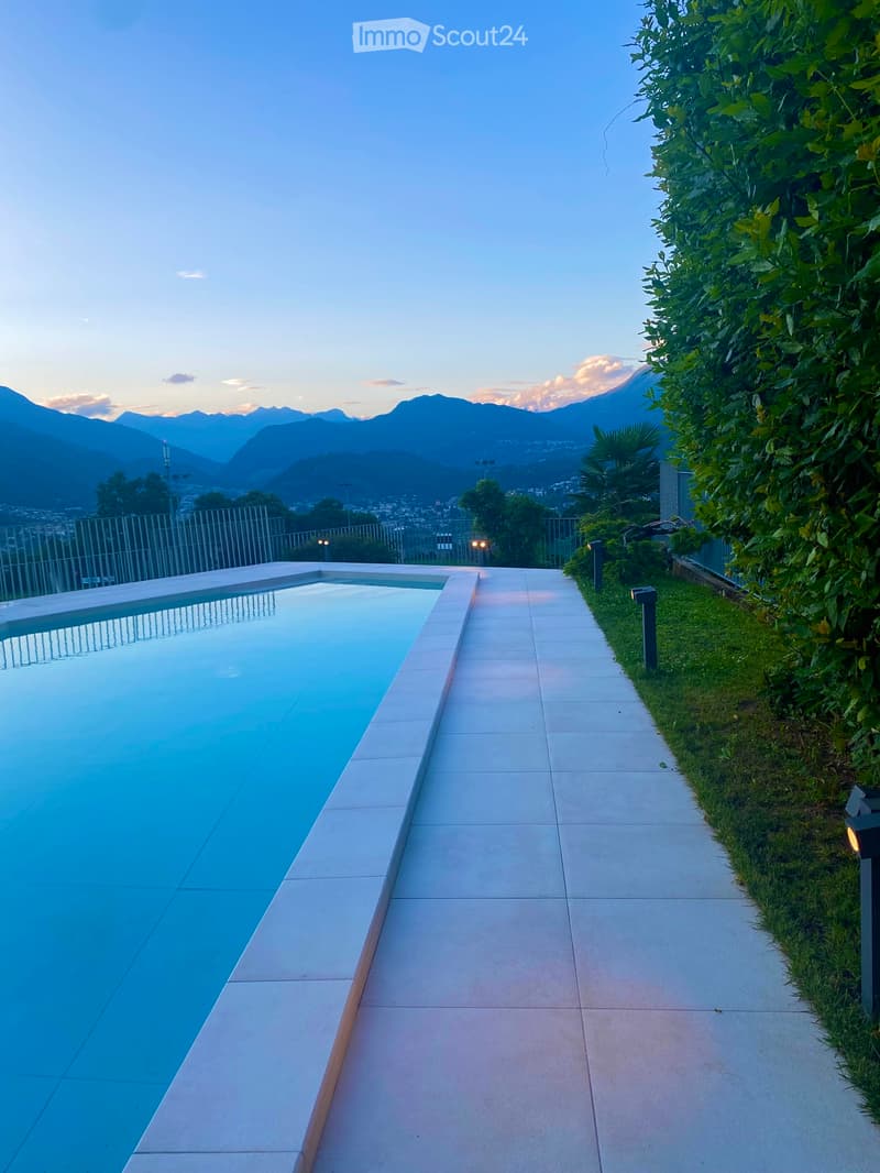 Two-room apartment in residential area with swimming pool (5)