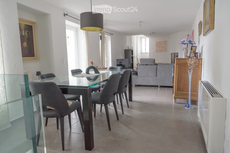 Arcegno, charming Ticino house in the historic core (2)