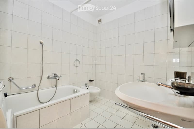 Ampio bilocale di 71 m² con terrazza coperta Sant'Antonino (5)