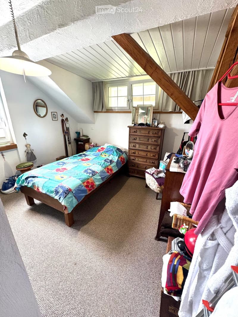 Appartement en mansarde lumineux 3 pièces avec caractère loft et vue panoramique (3)