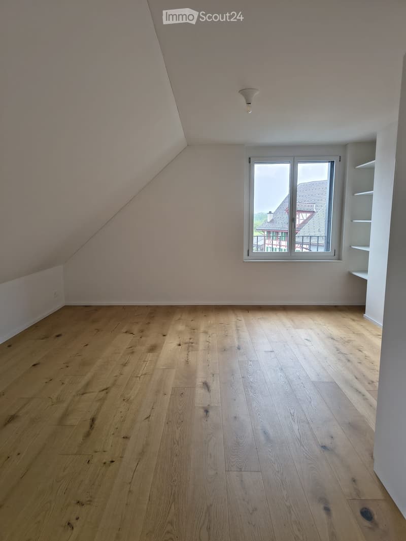 Rent a 5 ½ rooms apartment in Mühlau (2)