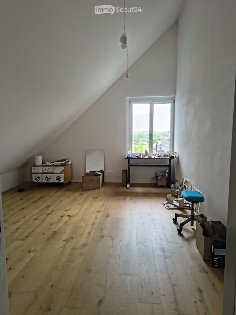 Rent a 5 ½ rooms apartment in Mühlau (5)