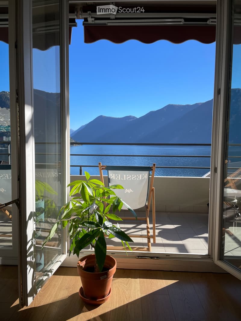 115qm / light-filled 3.5-room flat / dream view Lake Lugano (1)