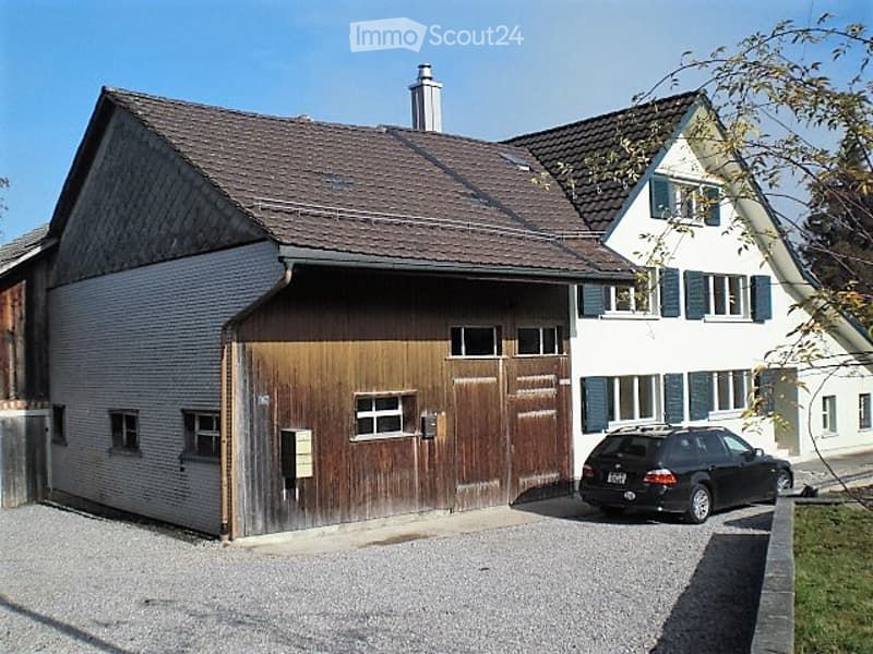 Farmhouse, horse stable, barn with 4000m2 land (2)