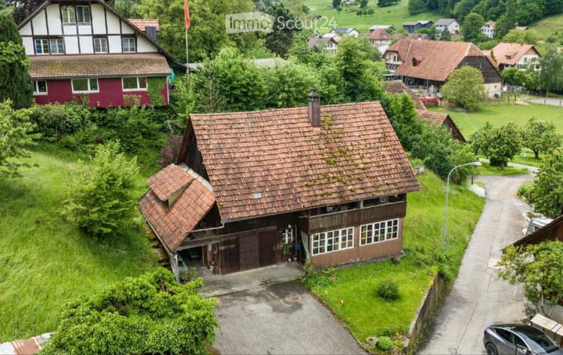 5.5-Room Country House with Additional Building Plot (2)