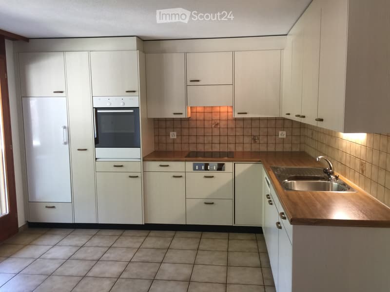 Appartamento molto grande di 4.5 locali con balcone a Ried-Muotathal (2)