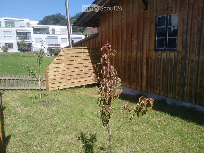 Appartamento 3.5 locali con balcone, garage & giardino a Biglen (4)