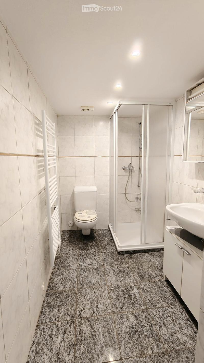 Zweizimmerwohnung im Kern, mit Parkplatz (3)