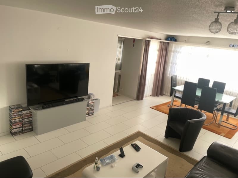 Appartement 5 pièces avec place de parking en sous-sol (1)