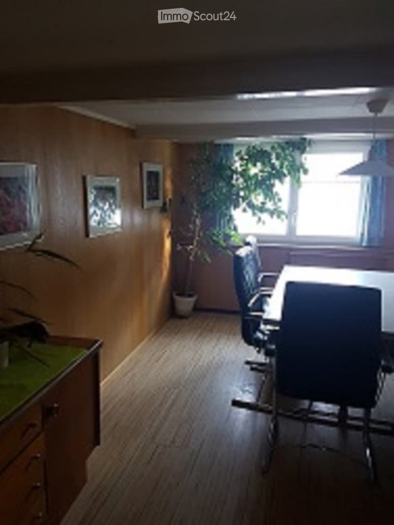 Zimmer möbliert mit Küchenbenützung / Etagendusche/WC (12)