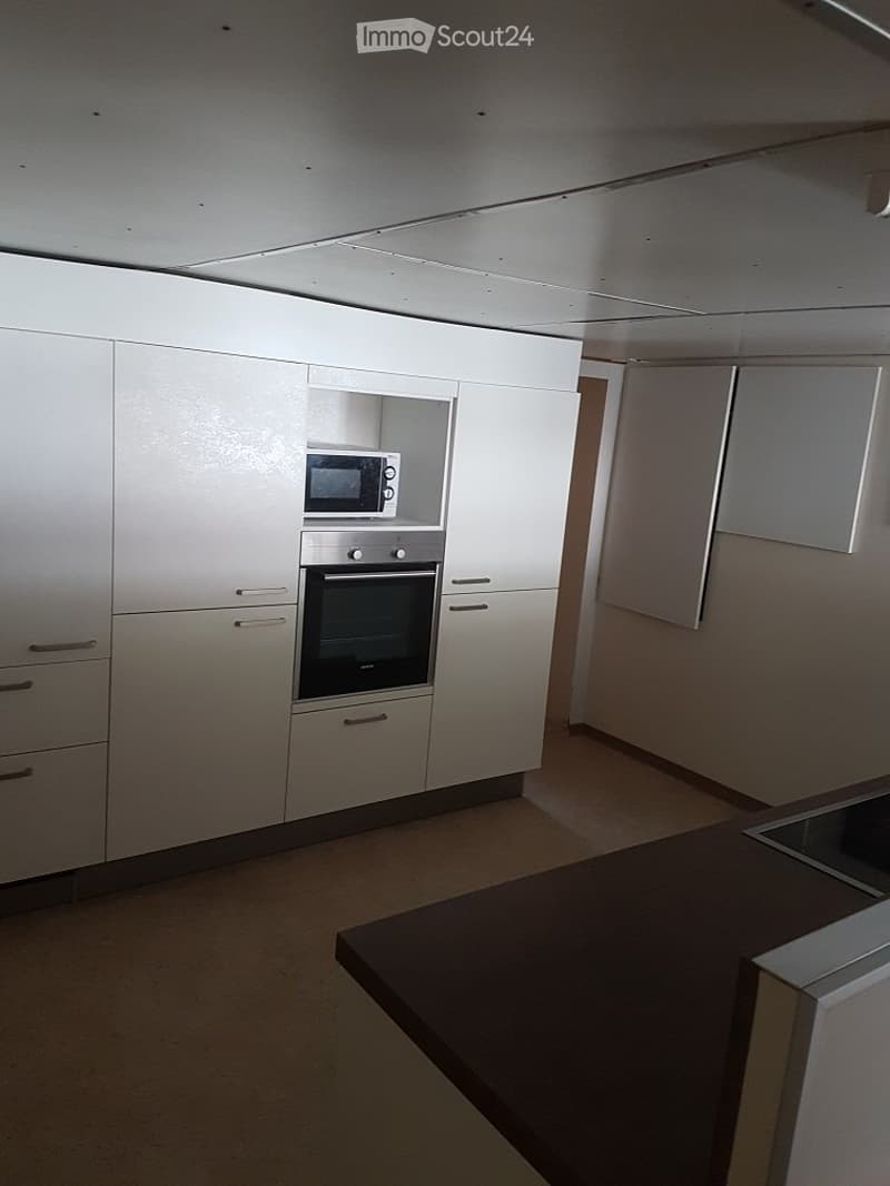 Zimmer möbliert mit Küchenbenützung / Etagendusche/WC (11)