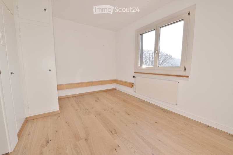 4, 5 - Zimmer Maisonettewohnung /Balkon/Garage/Parkplätze (5)