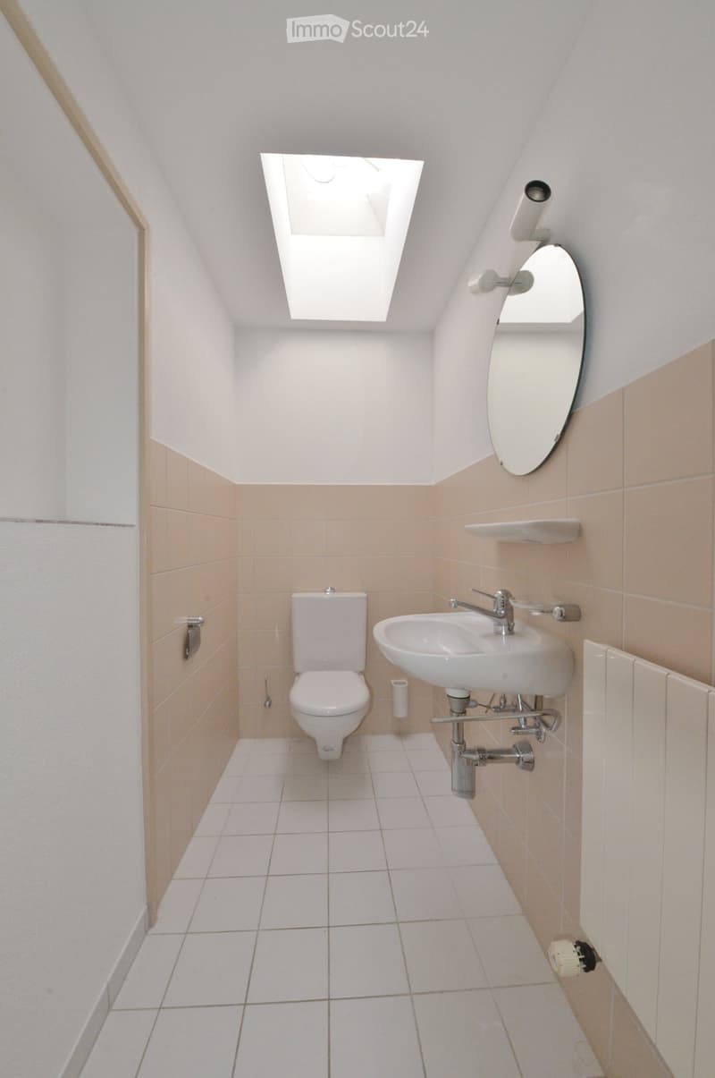 4, 5 - Zimmer Maisonettewohnung /Balkon/Garage/Parkplätze (7)