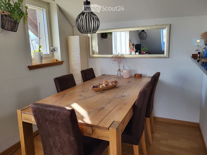 2-Zimmer Dachwohnung befristet in Thun (4)