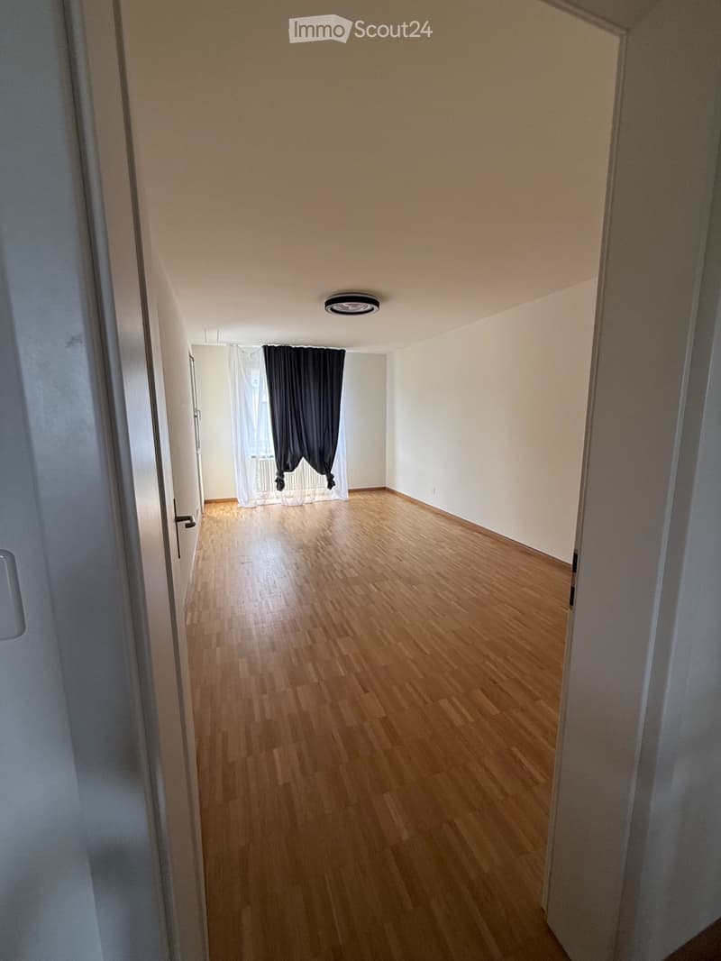 WG-Zimmer zu vermieten (2)