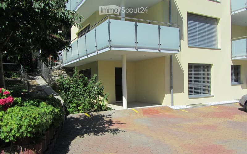 Very modern 2.5 room apartment 78 m2 in sunny and quiet location (1)