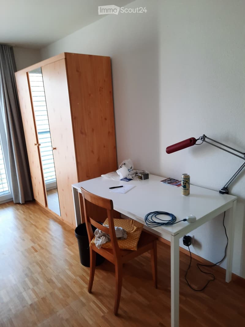 Zimmer mit Bad (2)
