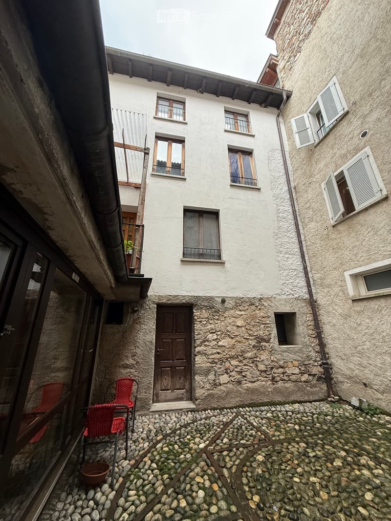 3 pièces + local hobby (frais compris) (1)