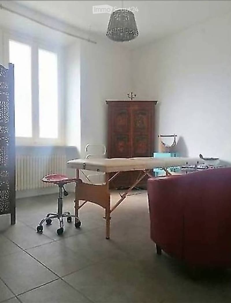 Central Studio Office Apartment (3)