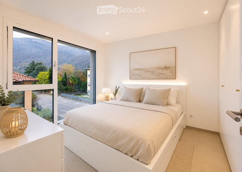 Modern apartment with internal laundry, large terrace (3)