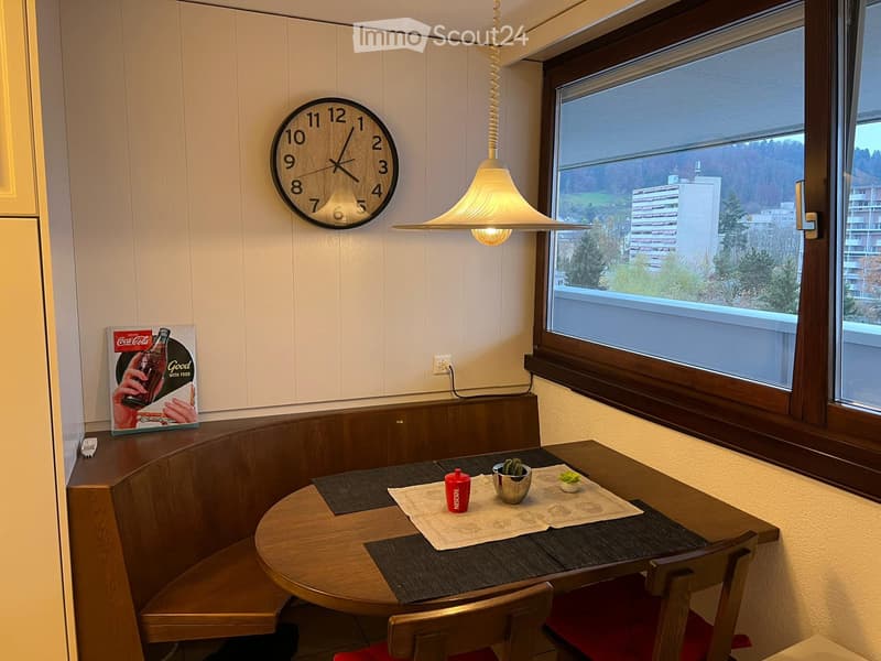 WG-Zimmer neben Tivoli Einkaufszenter mit Balkon,nahe Zürich (2)