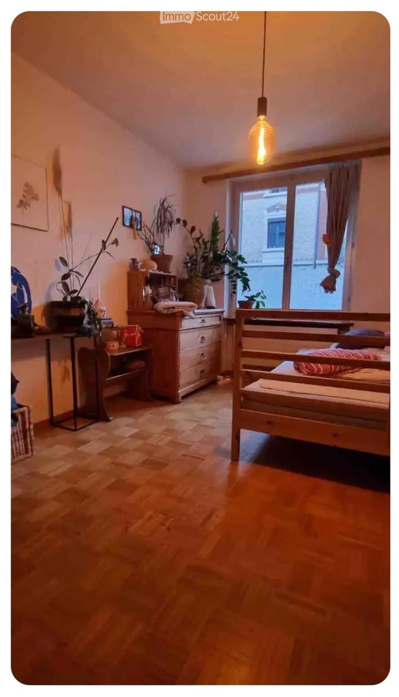 Spacious 3.5-Room Apartment in Zurich Long-Term Rental Only (2)