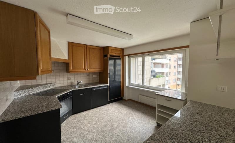Bright 4.5-room apartment on the 3rd floor with elevator in Brunnen (3)