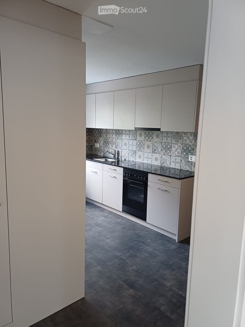 Chambre lumineuse en sous-location à Schiers, très près de la gare (4)