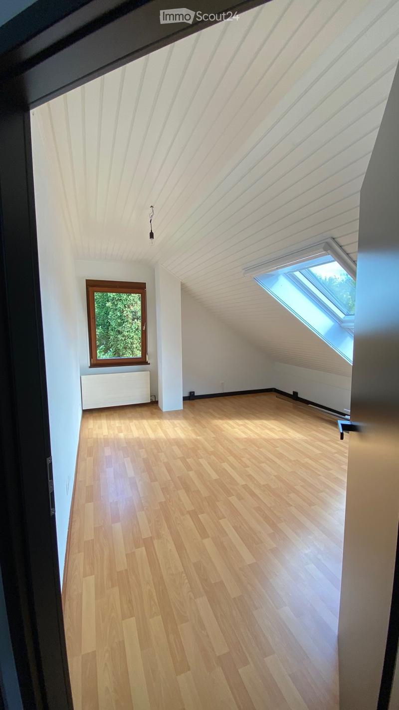 Apartment with garden share (4)