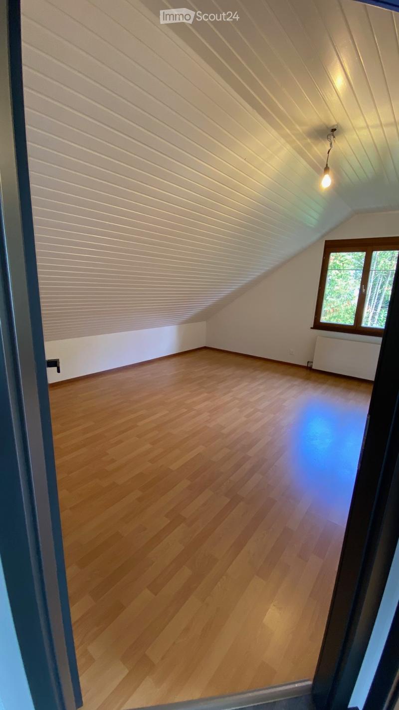 Apartment with garden share (3)