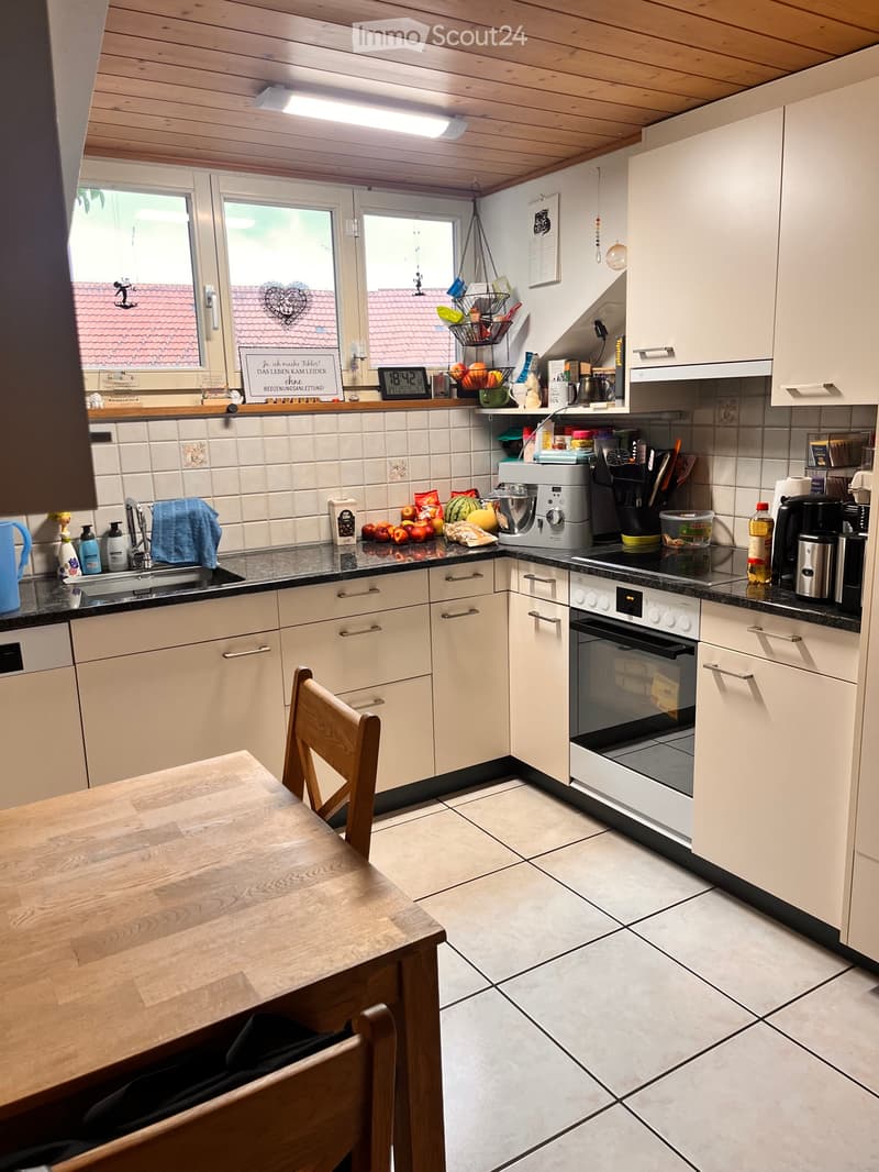 Appartamento 2.5 locali in Stöckli in affitto (3)