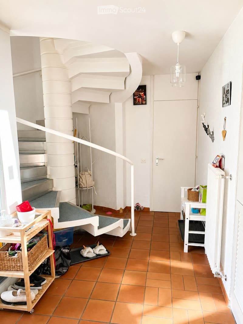 Villetta indipendente ampio giardino a Vezia Subentrante (10)