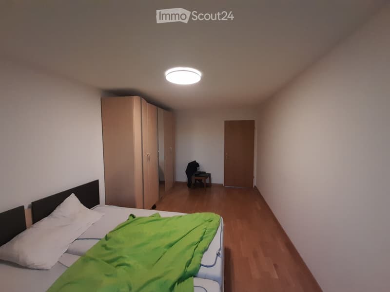 Cercasi subentrante /Nachmieter gesucht (2)