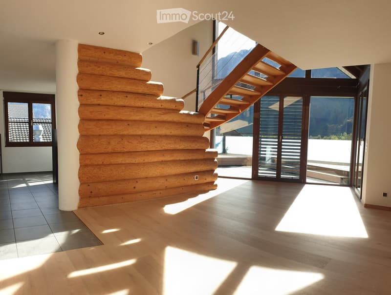 Spacious 4.5-room maisonette, 62sqm terrace, alpine style (1)