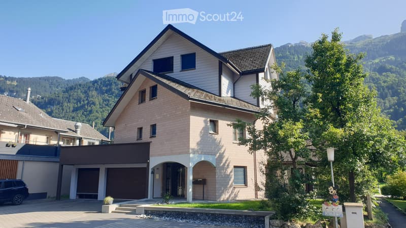 Spacious 4.5-room maisonette, 62sqm terrace, alpine style (3)