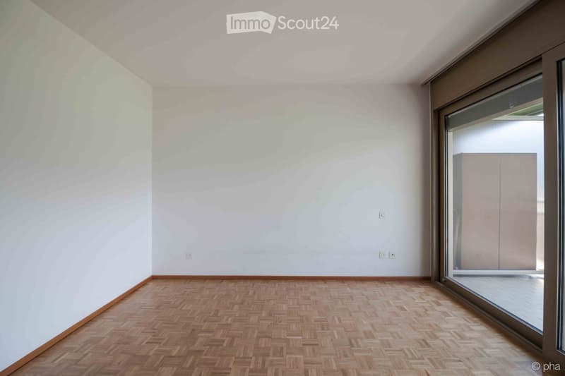 Affittasi luminoso 2.5 a Melide con terrazzo vista lago (3)