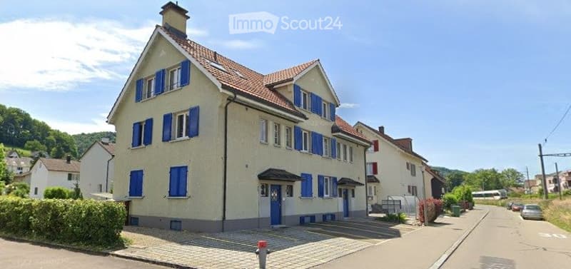2.5 Zimmer Dachwohnung in Altbau (3)
