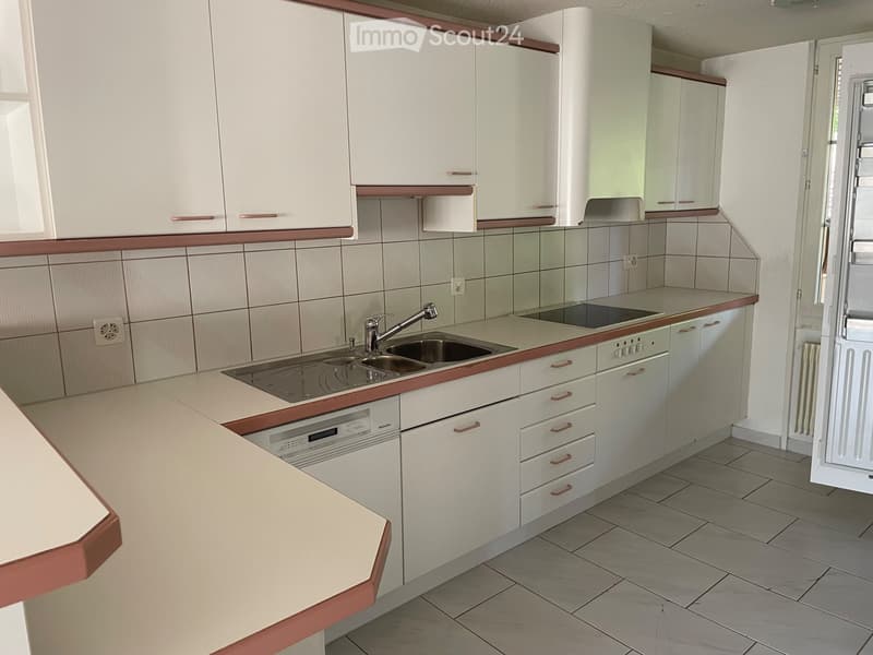 3.5-Zimmer-Wohung in 4-Familien-Haus (2)