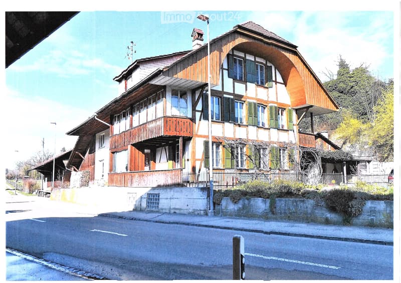 3.5-Zimmer-Wohung in 4-Familien-Haus (1)