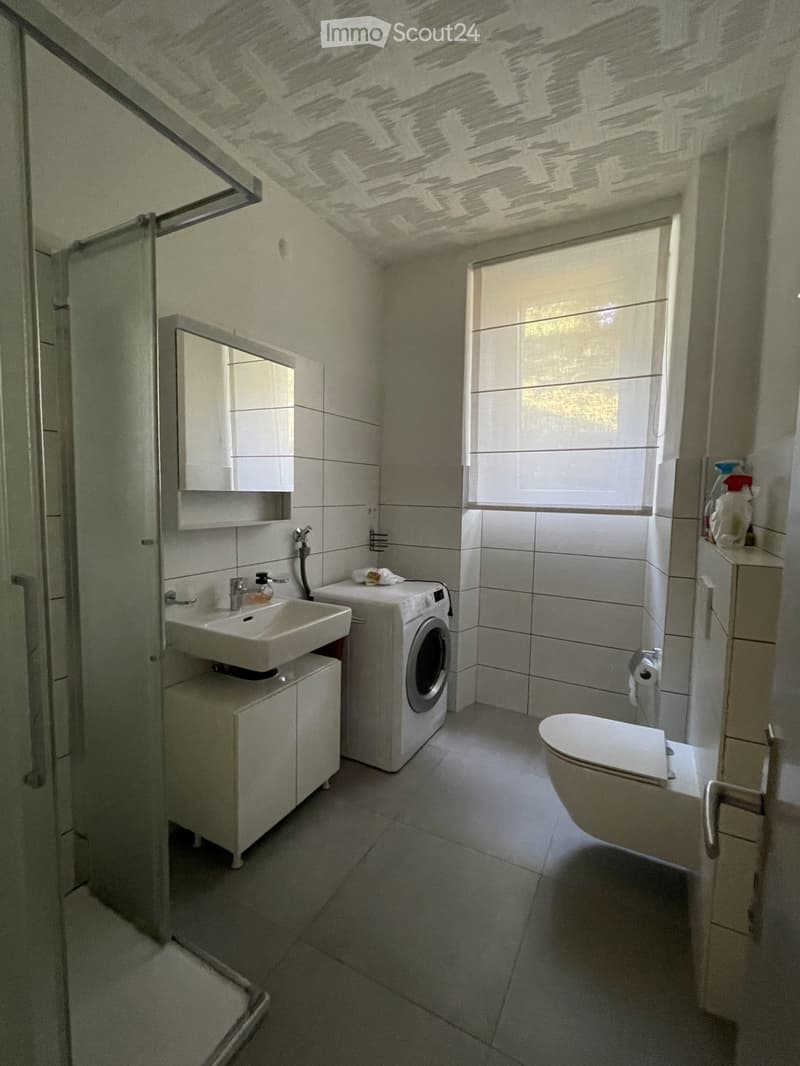 Rent apartment 2.5 rooms in Serocca d'Agno (4)