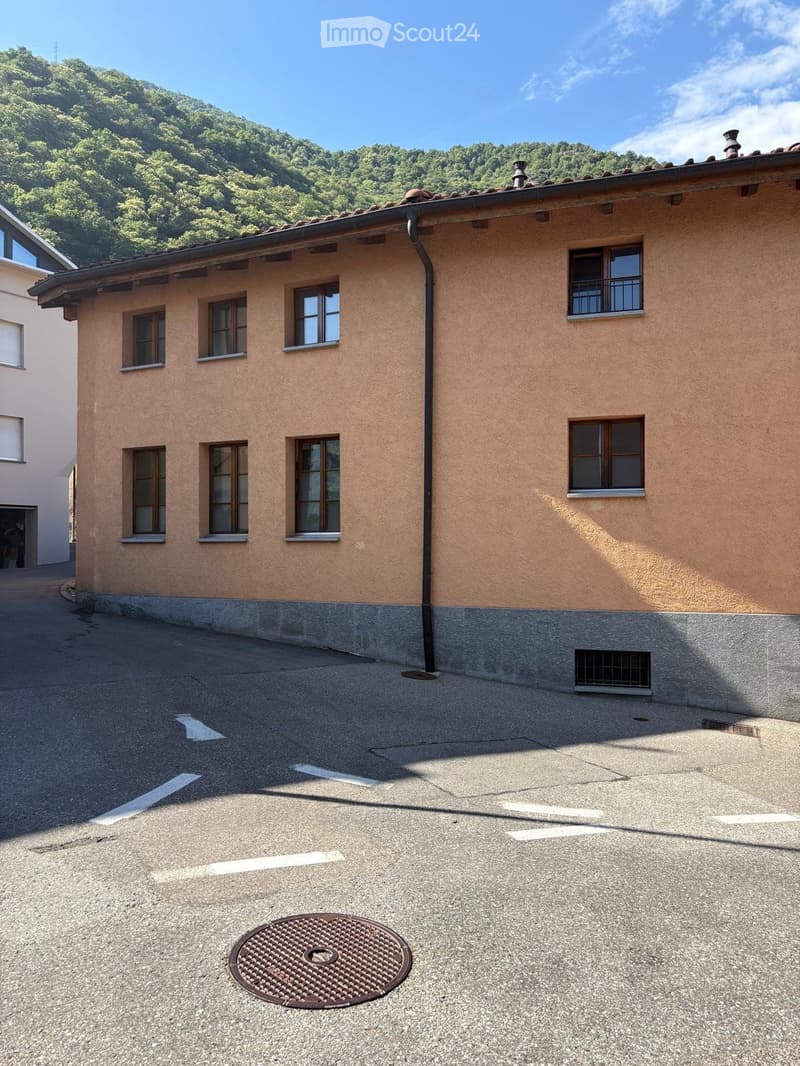 Casa contigua Vira Mezzovico (1)