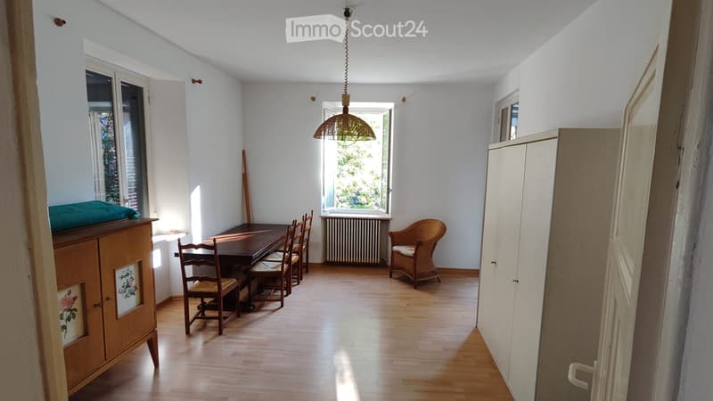 Appartement spacieux avec grand balcon à Locarno (1)